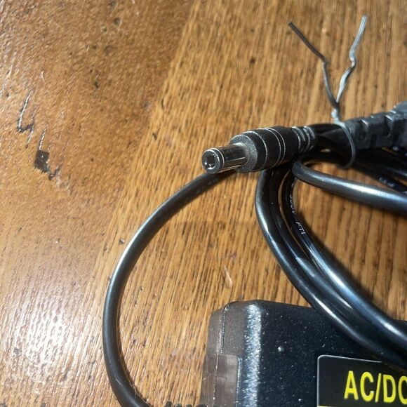 AC/DC Adapter 60W 12V CY-1250 - Picture 2 of 3